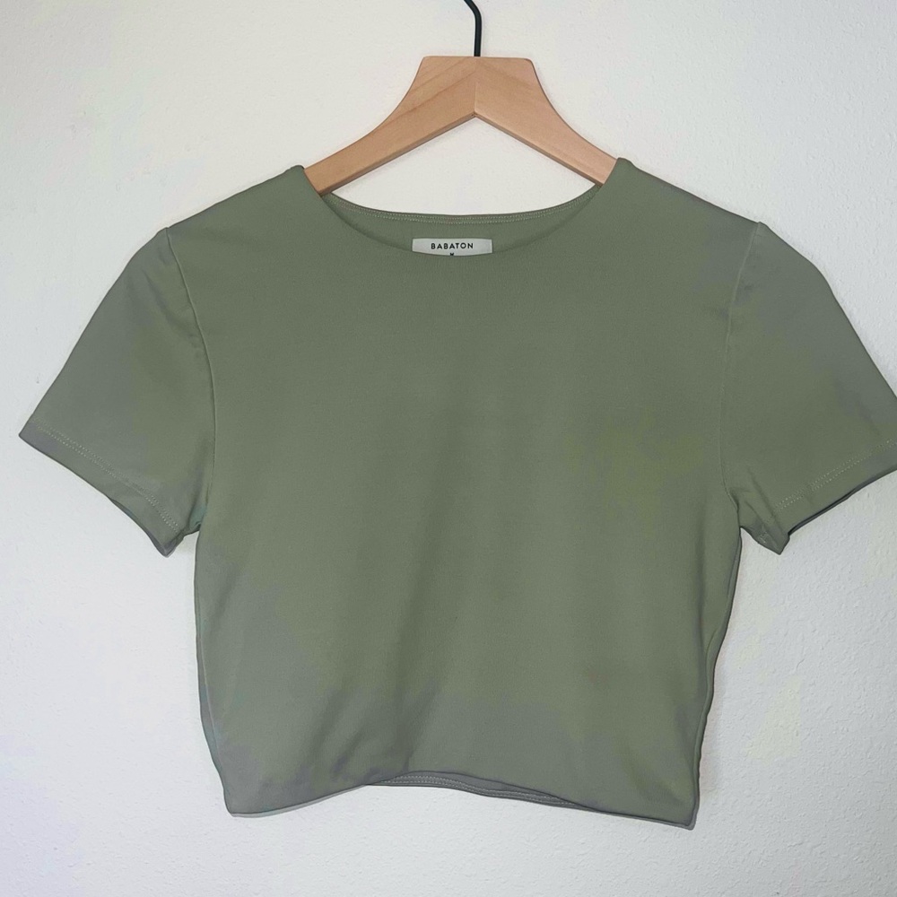 Aritzia BABATON countour crop t in smoky sage green